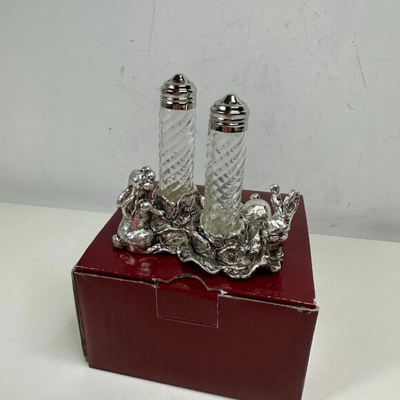 Arthur Court Bunny Salt & Pepper Shakers in box - Picture 2 of 6